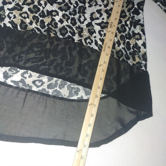 Kate And Mallory Animal Print Tunic Size Medium Scoop Neck Light-Weight Stretchy - Picture 6 of 6